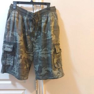 Huntington Camo Print Cargo Men's Shorts Size 38